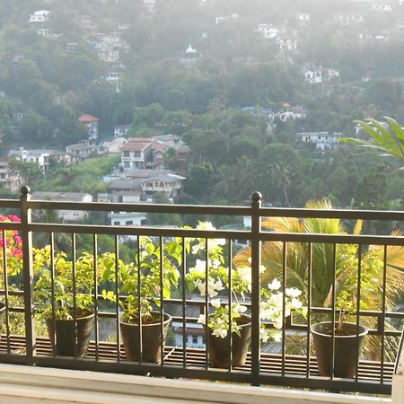 Luxury Apartment The Walkers Nest Kandy Extérieur photo