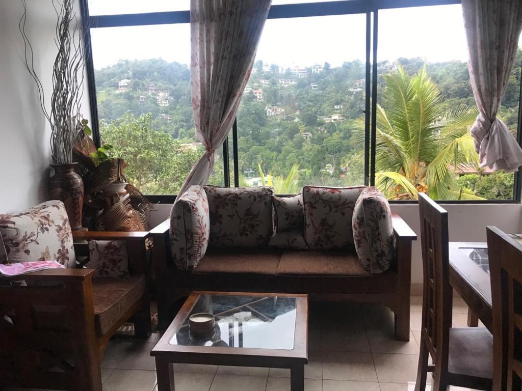 Luxury Apartment The Walkers Nest Kandy Extérieur photo
