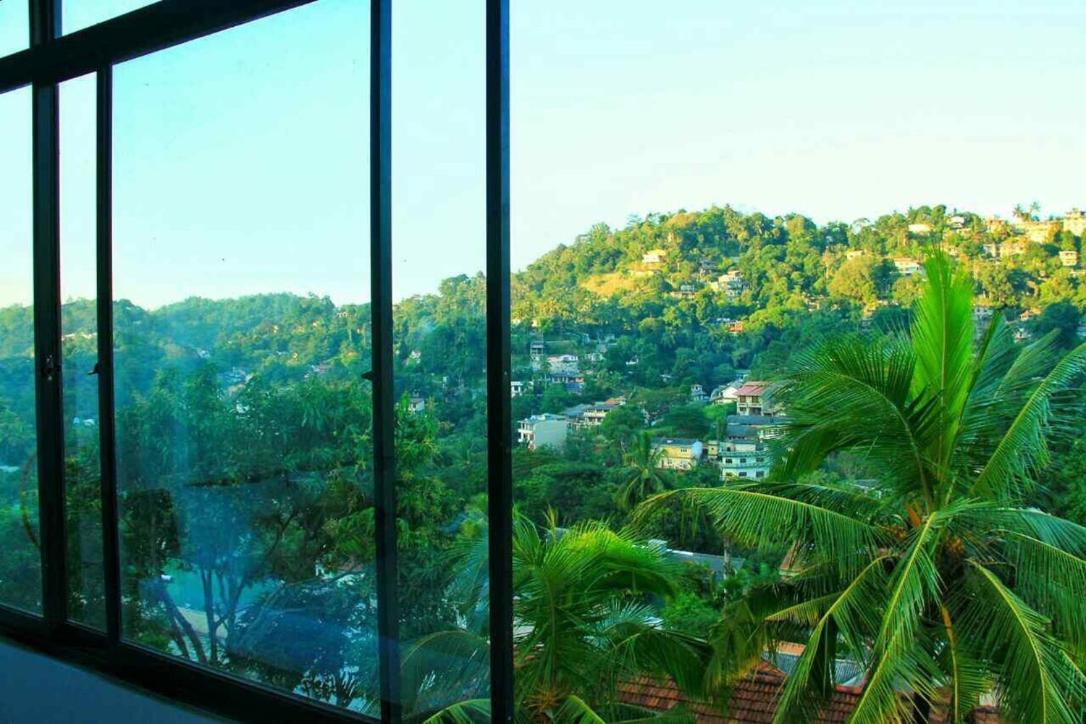 Luxury Apartment The Walkers Nest Kandy Extérieur photo