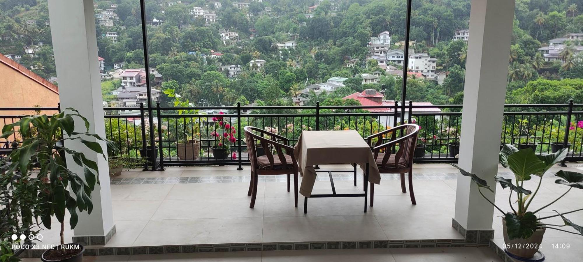Luxury Apartment The Walkers Nest Kandy Extérieur photo